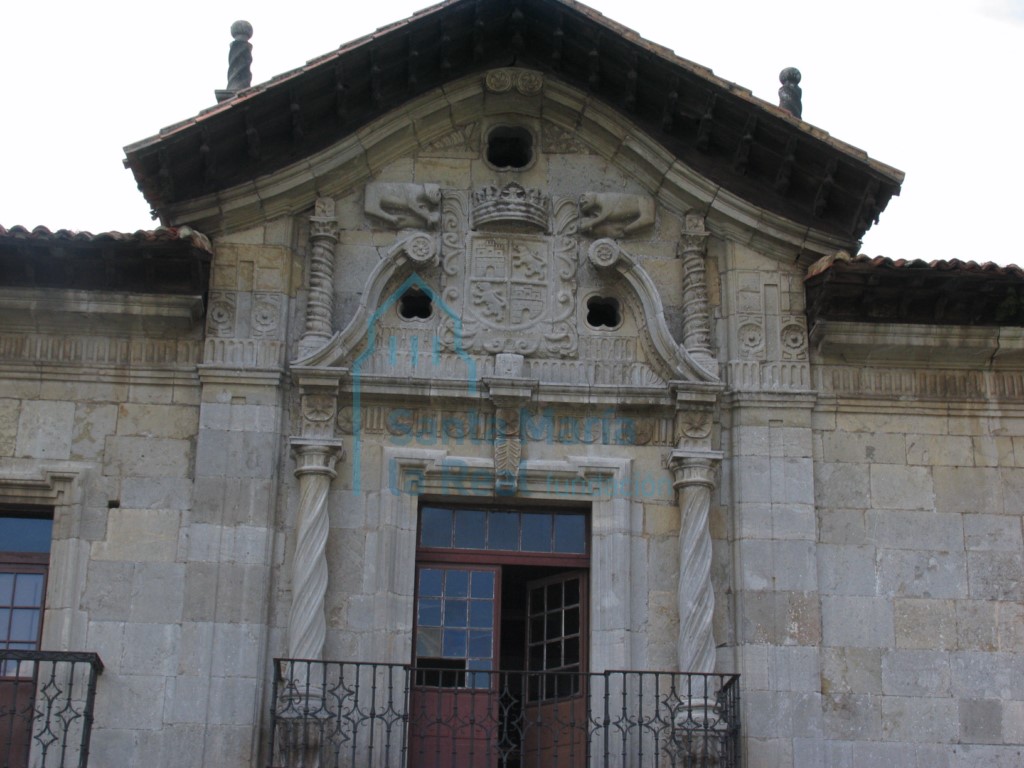Vista exterior del monasterio