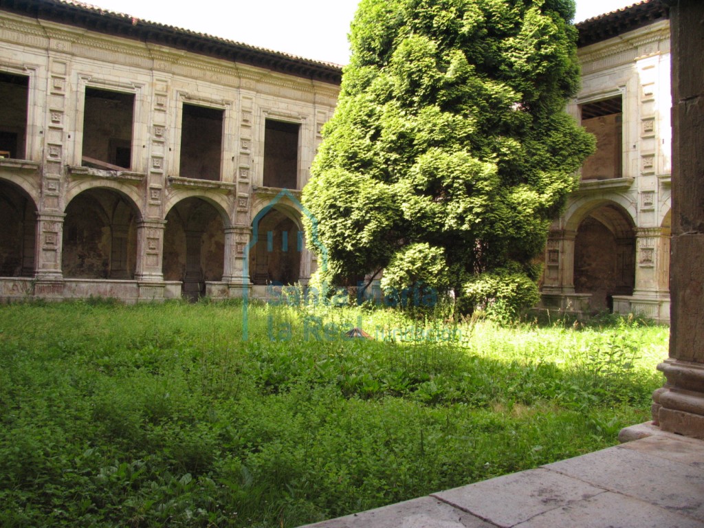 Vista general del claustro