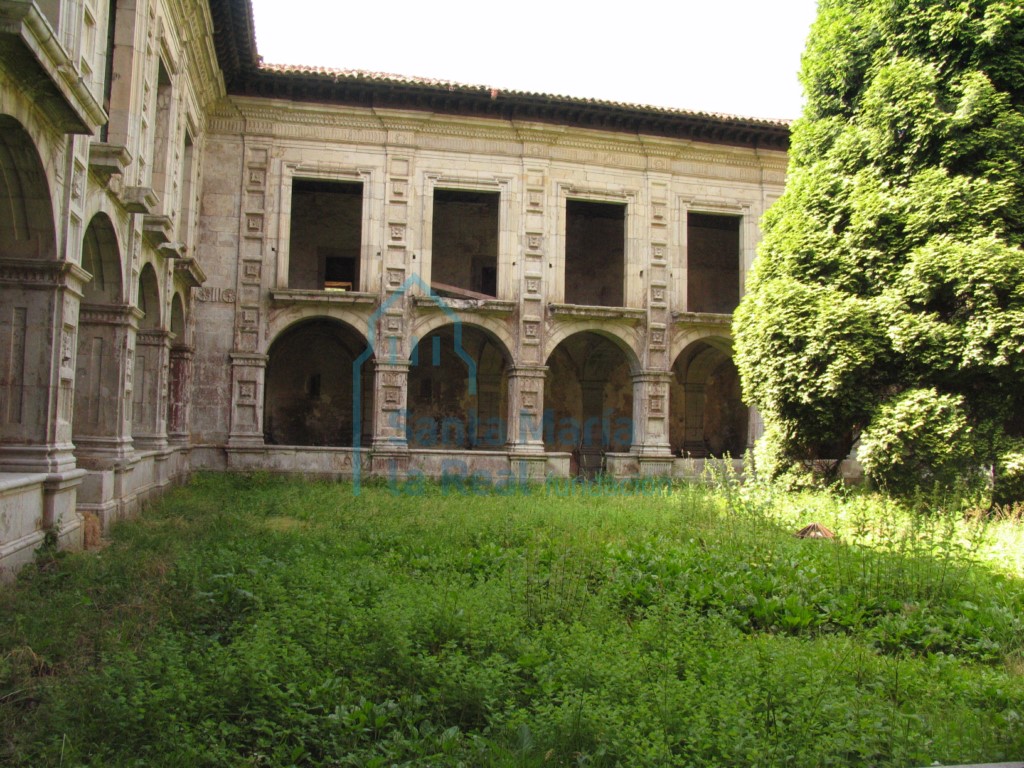 Vista general del claustro