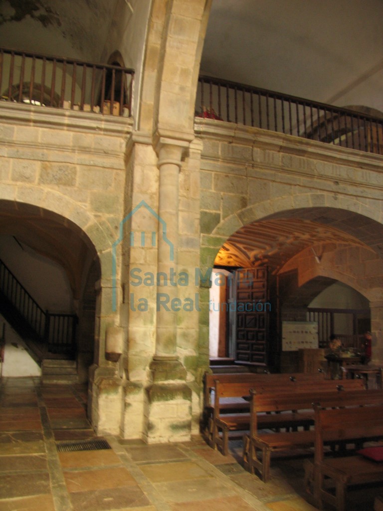 Interior desde la cabecera