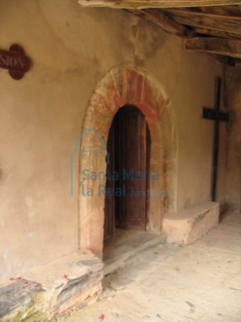 Portada de la iglesia