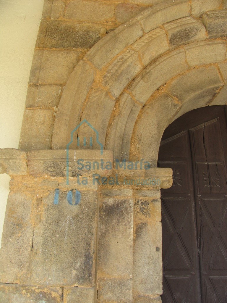 Capiteles de la portada meridional
