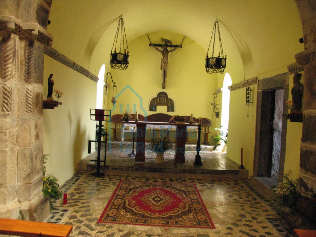 Vista del ábside del templo