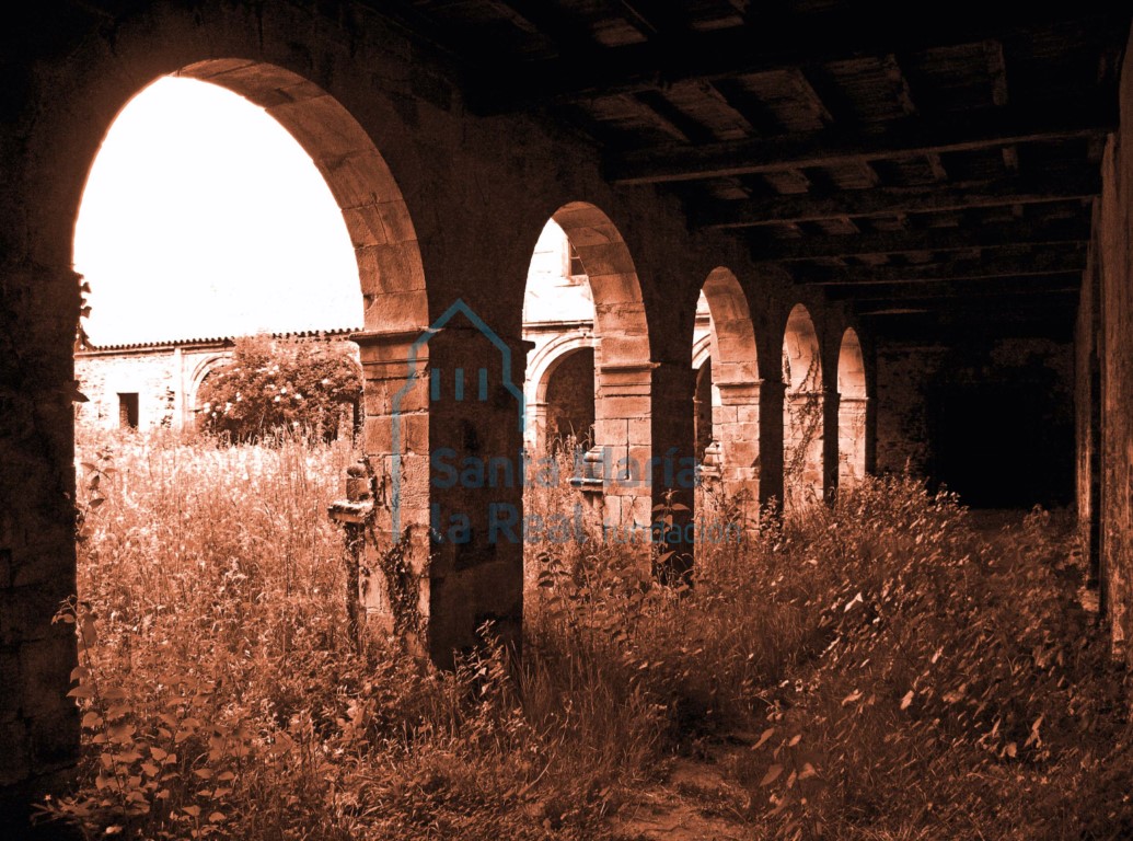 Antiguo claustro del monasterio