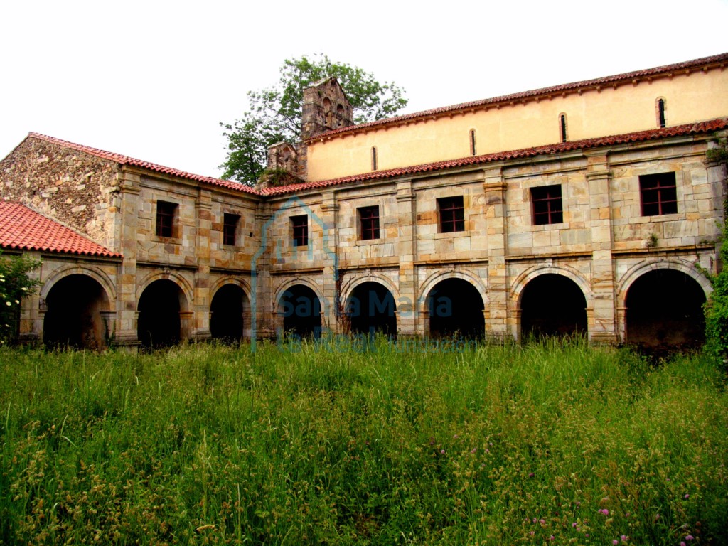 Vista general del claustro