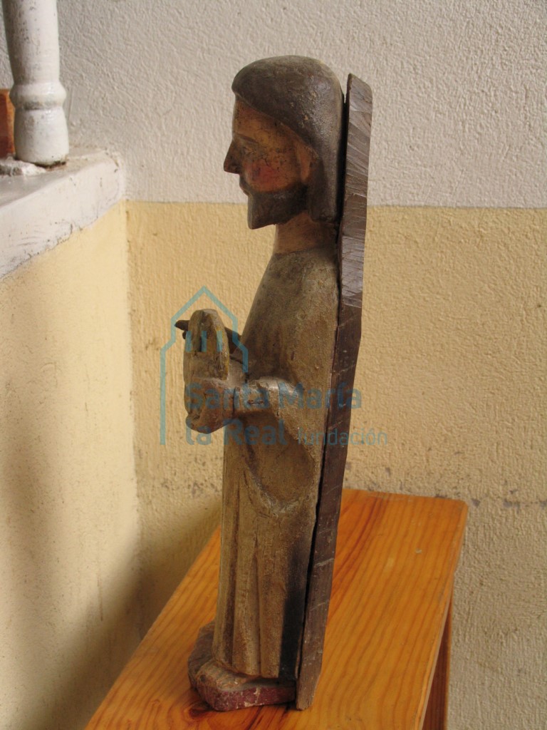 Talla de la figura de San Juan, vista lateral (siglo XIII)