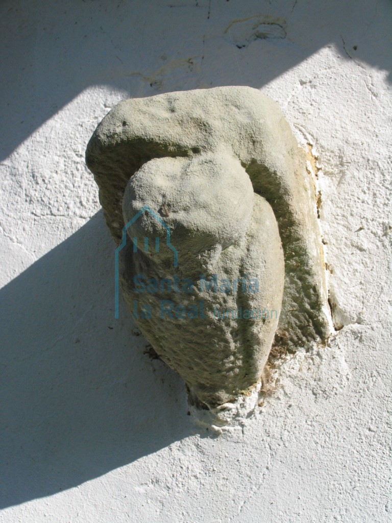 Canecillo del ábside. Búho.