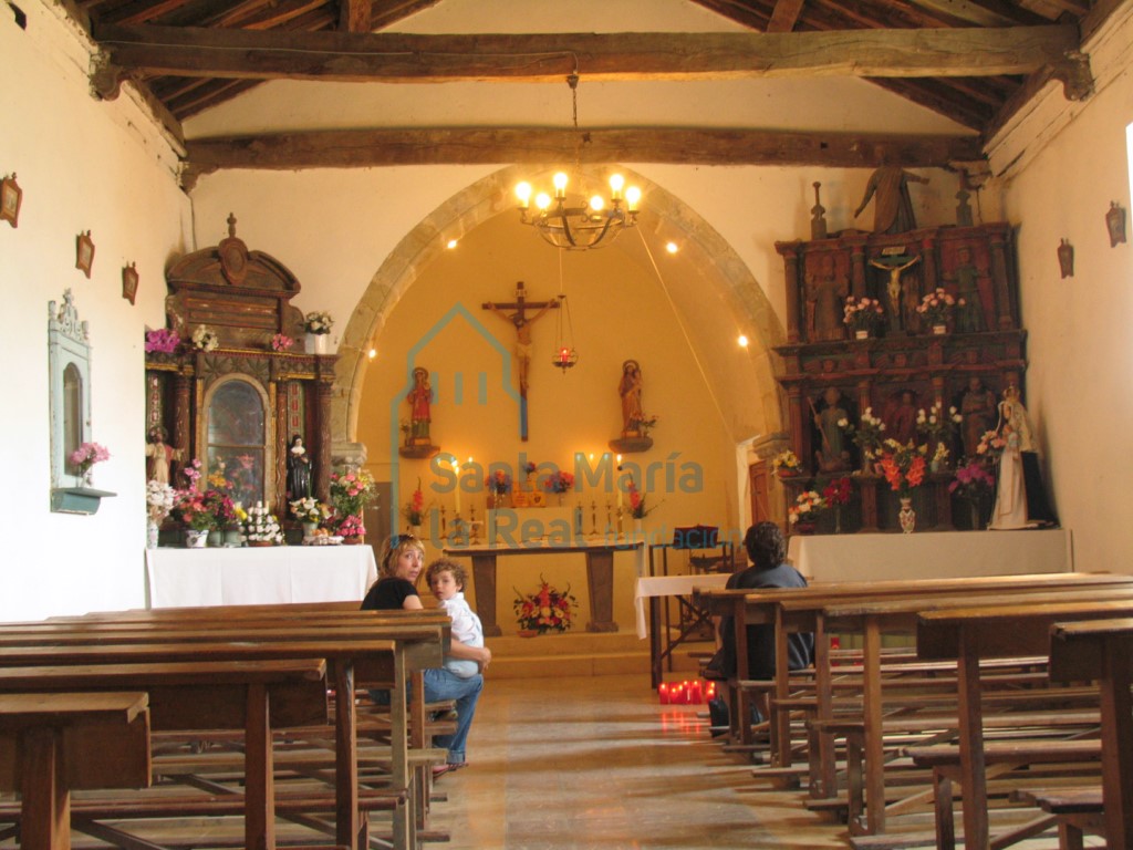 Interior de la nave