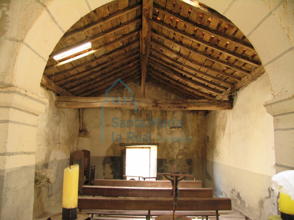 Interior desde la cabecera