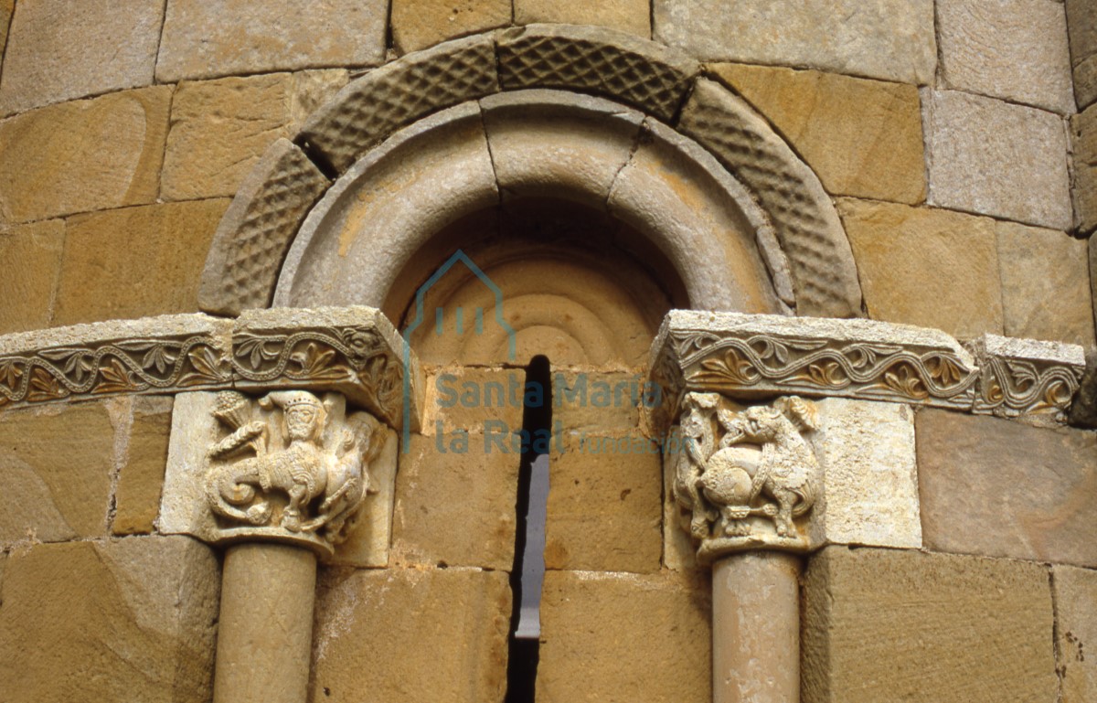 Ventana del abside