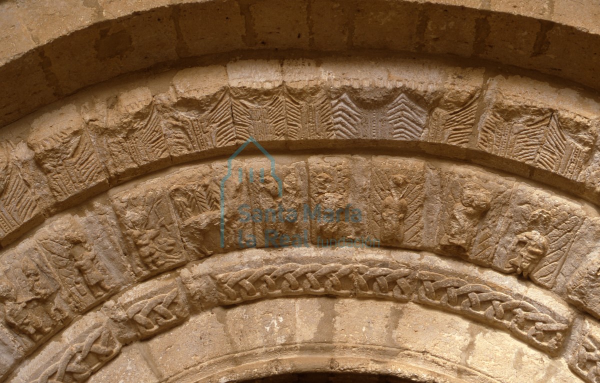 Arquivoltas. Portada sur