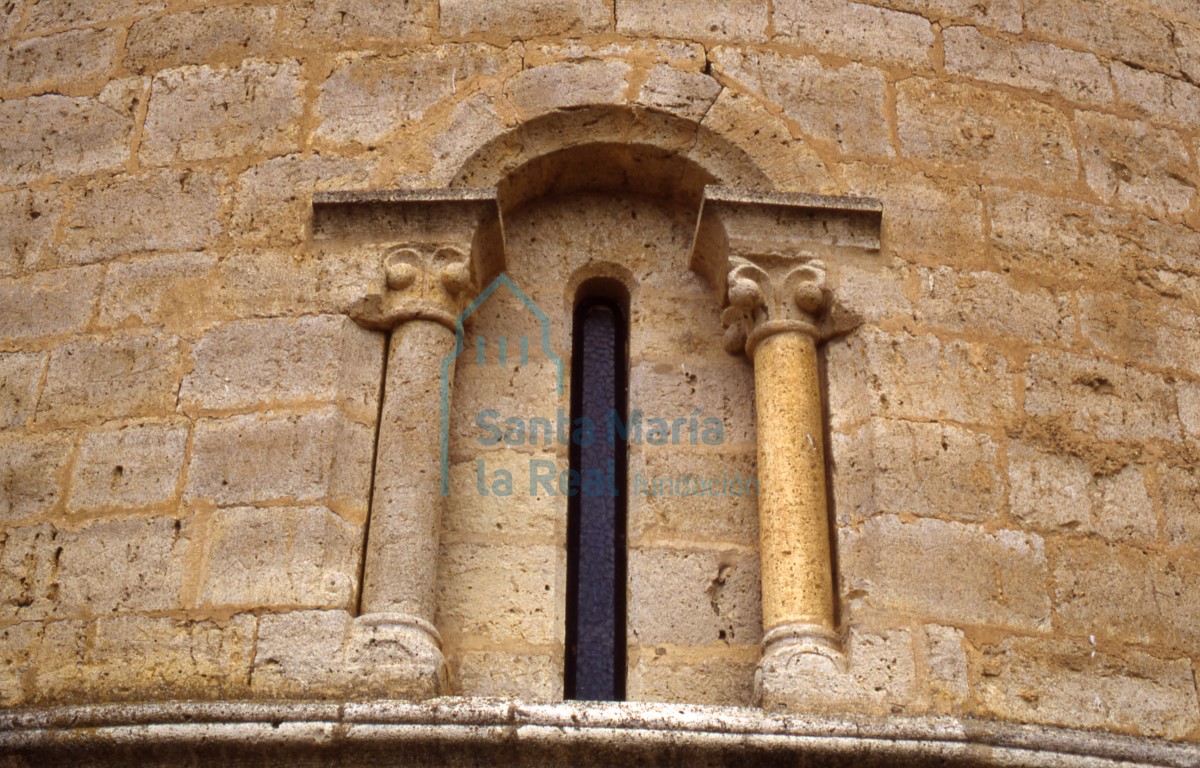 Ventana del abside