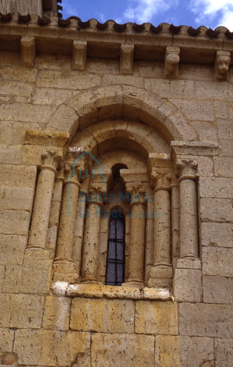 Ventana lateral