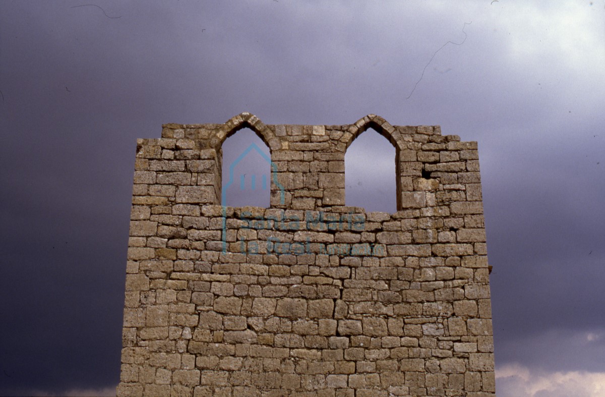 Vista general. Espadaña
