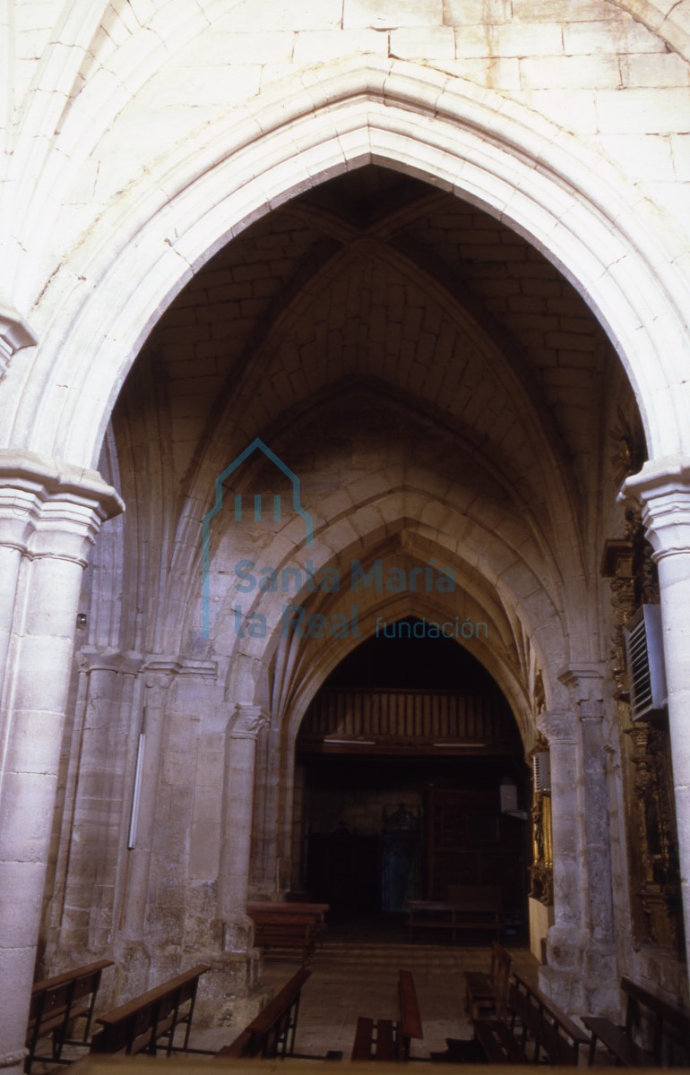 Vista interior de la iglesia