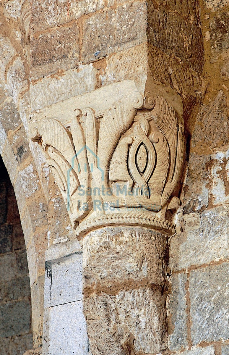 Capitel del interior