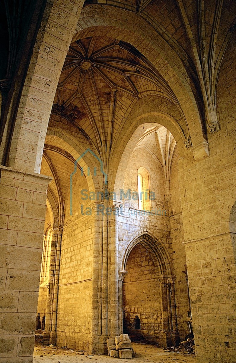 Interior iglesia