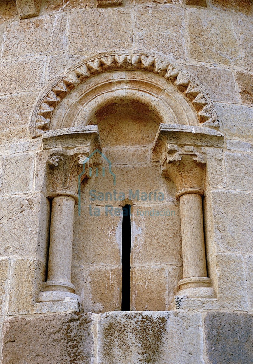 Ventana absidal