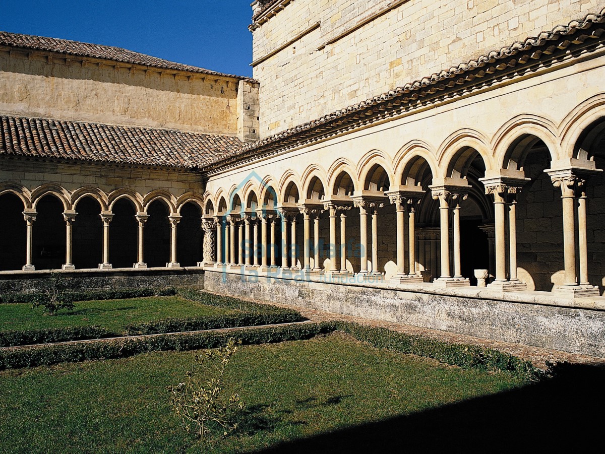 Claustro