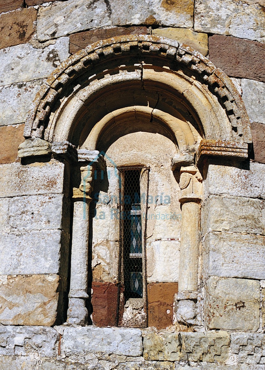 Ventana del ábside