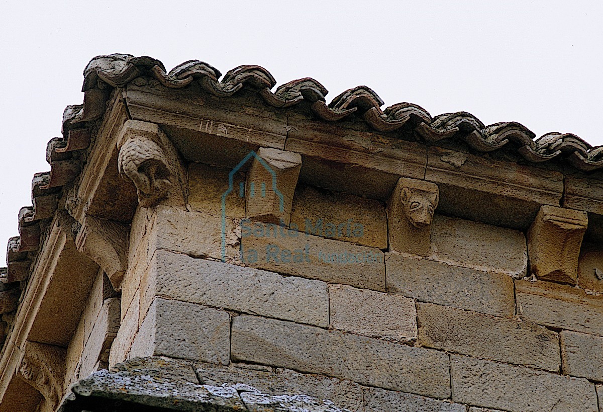 Canecillos