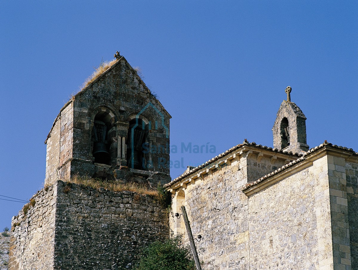 Espadaña Espadaña