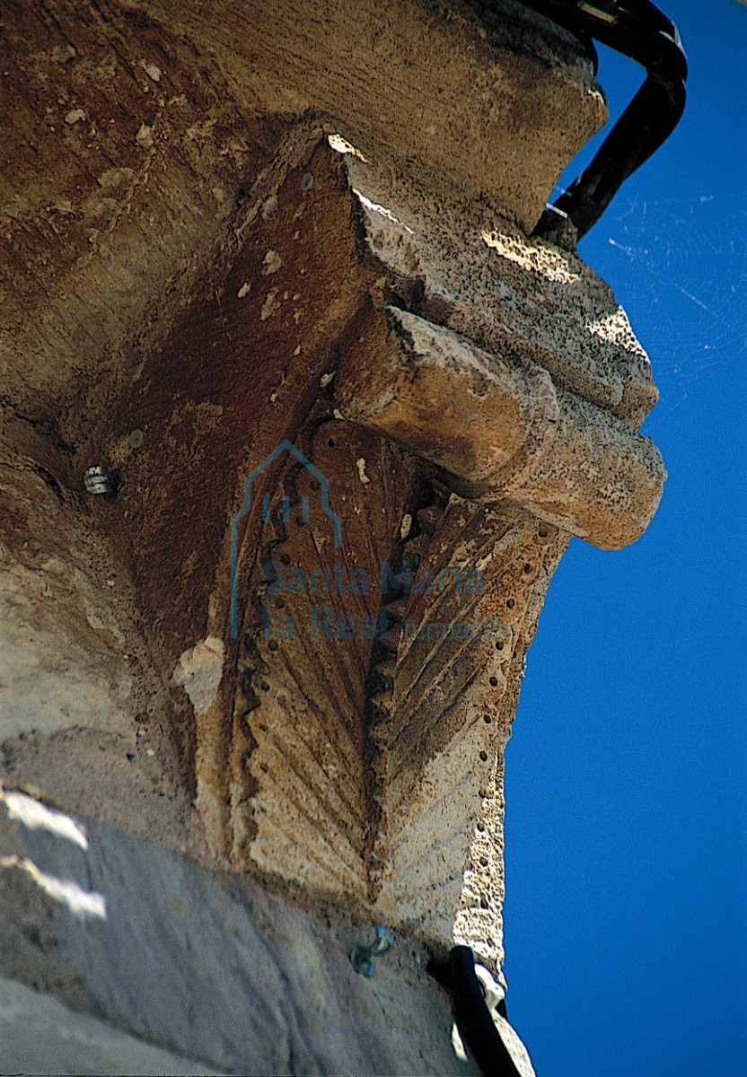 Canecillo del alero