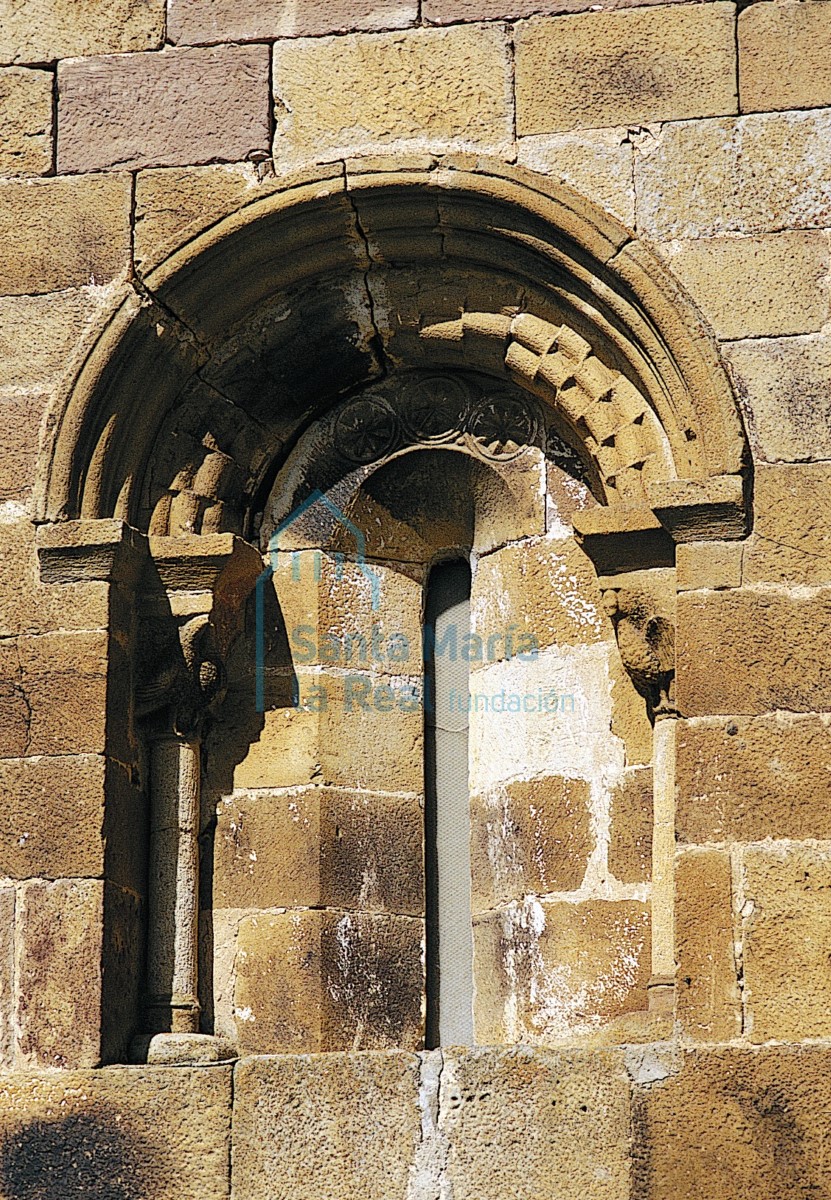 Ventana del testero