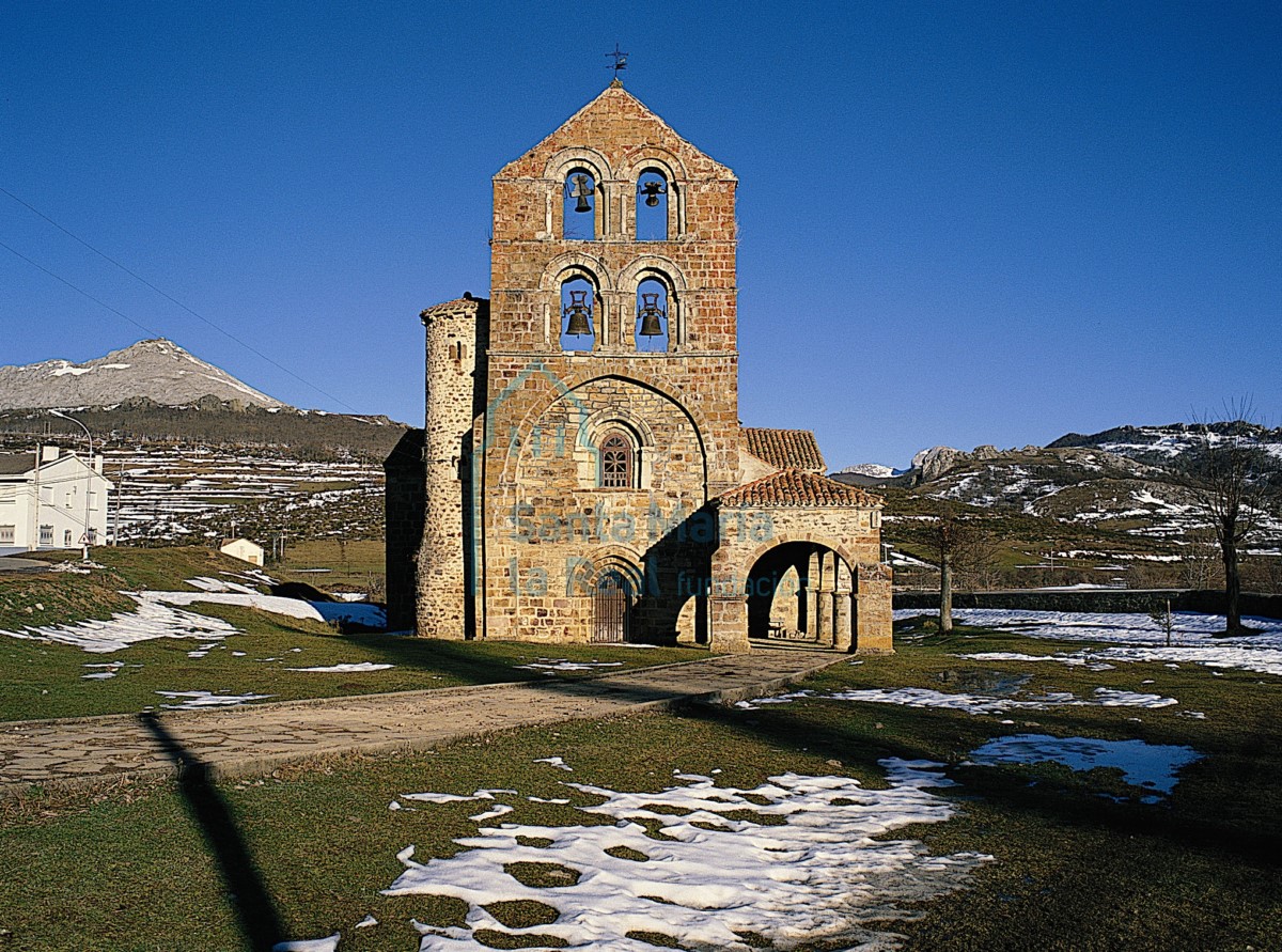 Iglesia de San Salvador, exterior, San Salvador de Cantamuda