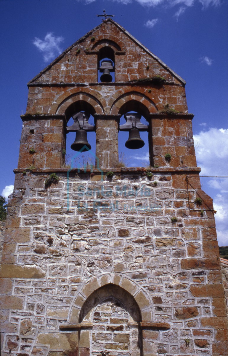 Vista de la espadaña