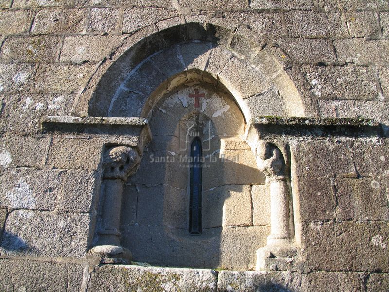 Ventana del testero del ábside