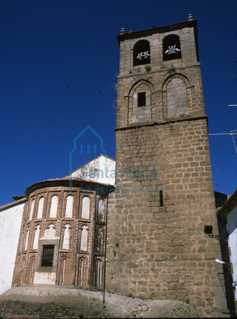 Cabecera y torre