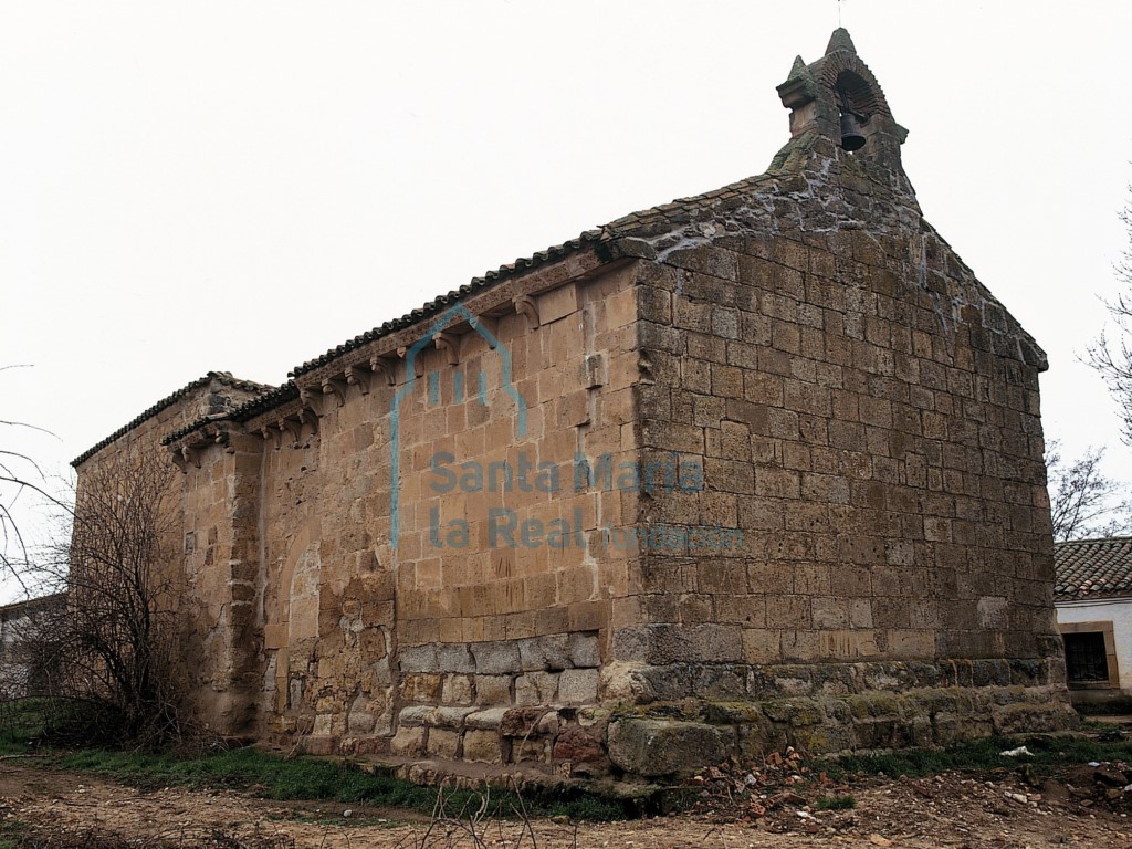 Costado norte de la iglesia