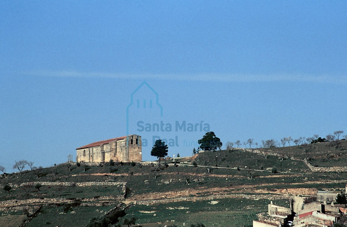 La ermita del Cristo, asentada en las laderas donde estuvo el castillo