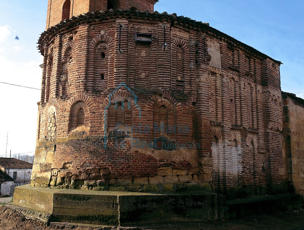 Cabecera de la iglesia