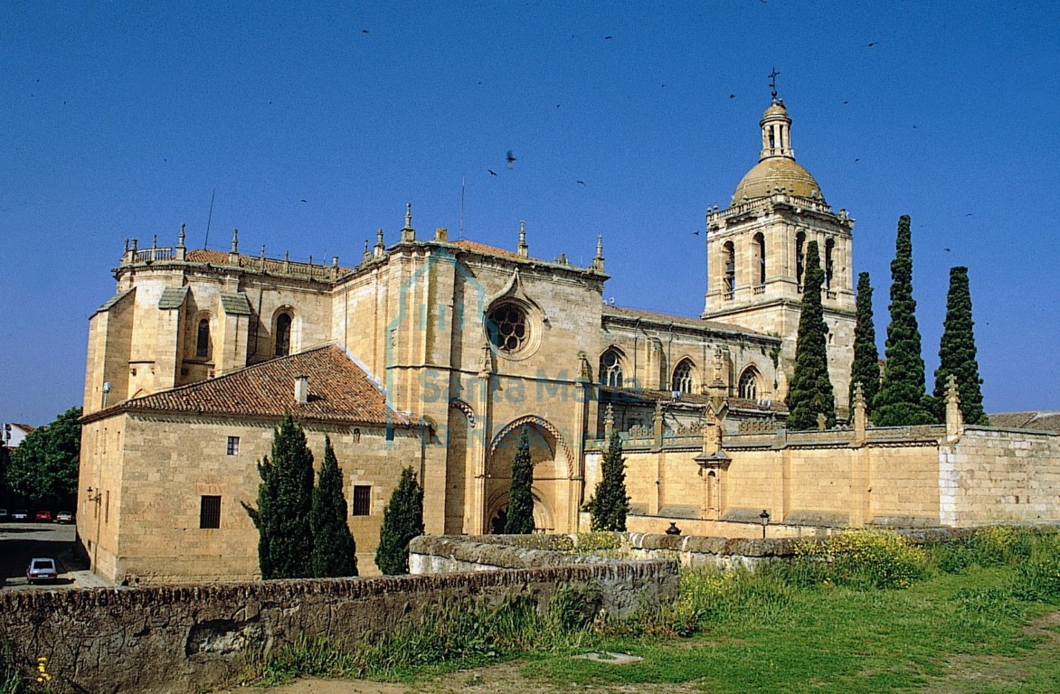 Vista general de la catedral