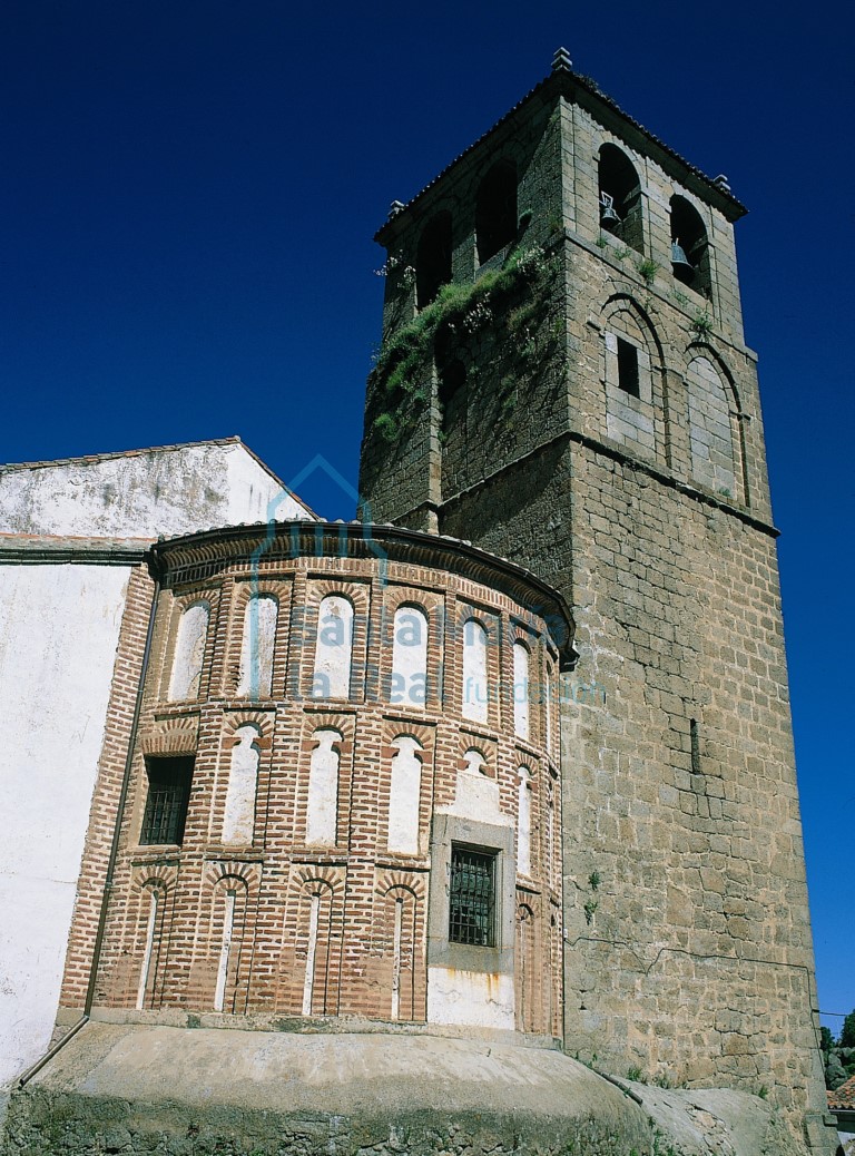Cabecera y torre