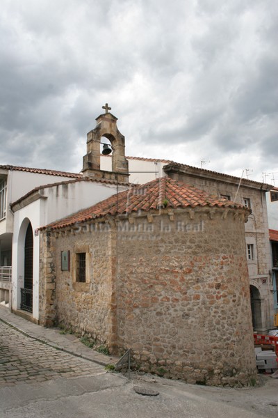 Vista del ábside desde el sureste