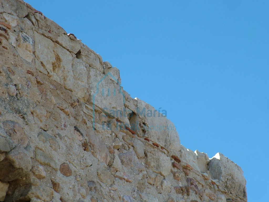 Detalle de los restos del muro sur