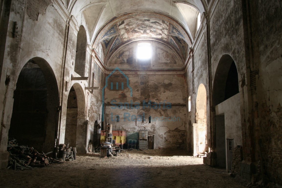 Interior de la nave
