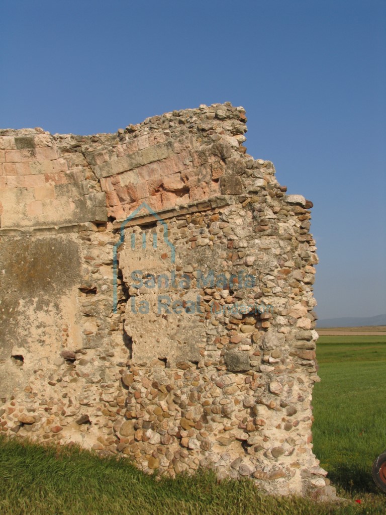 Detalle del muro lateral del interior