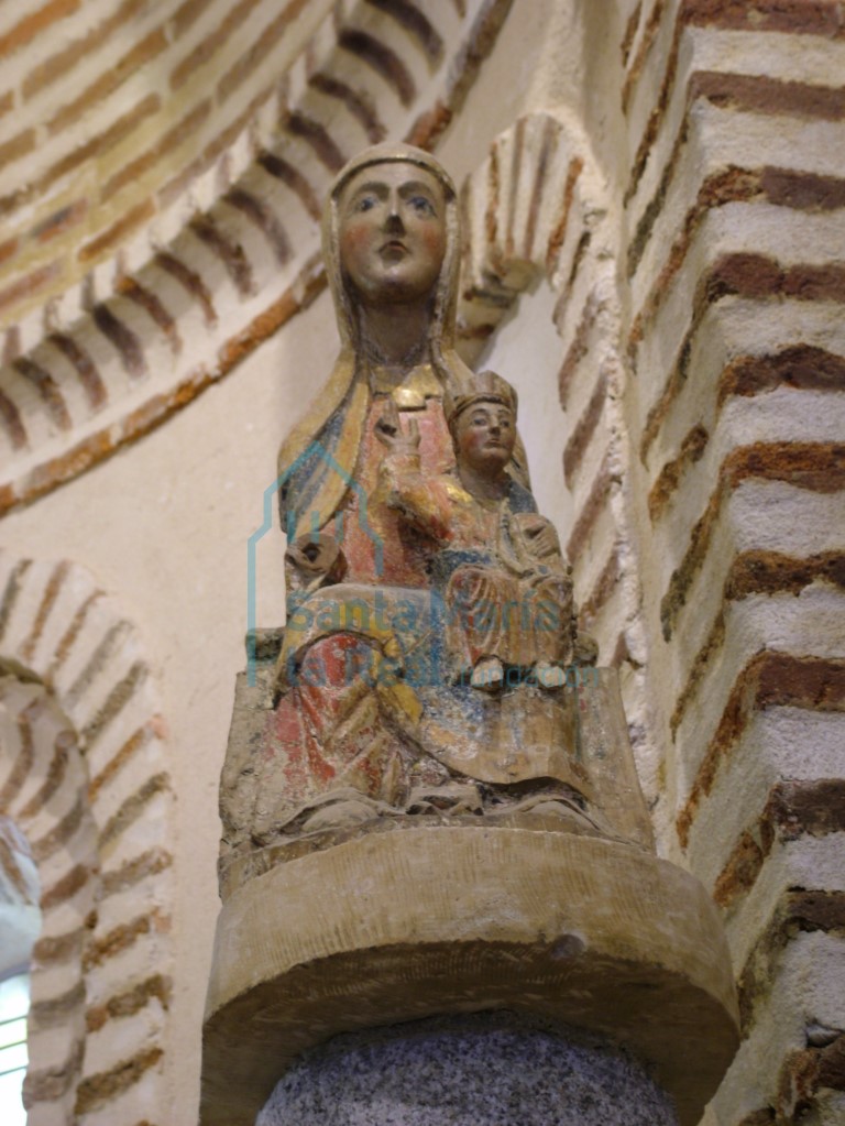 Virgen con el Niño