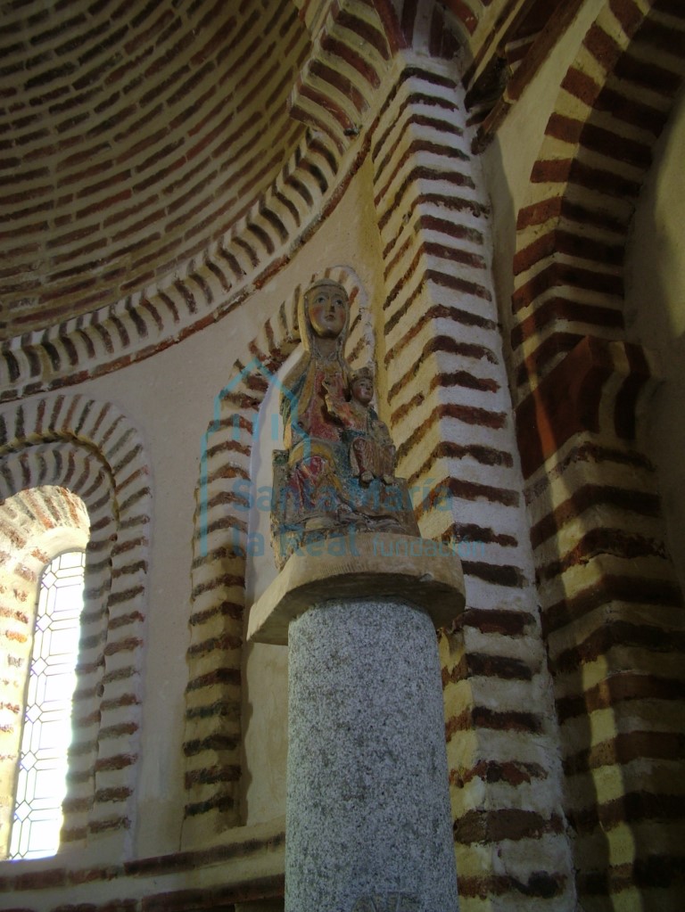 Virgen con el Niño