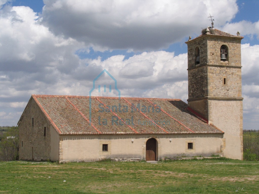 Exterior desde el suroeste