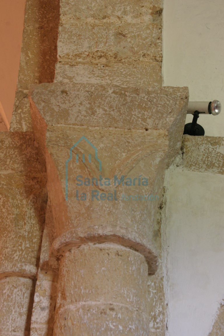 Capitel del ábside sur