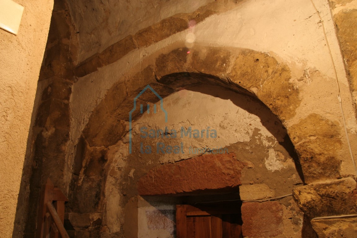 Detalle del arco de medio punto