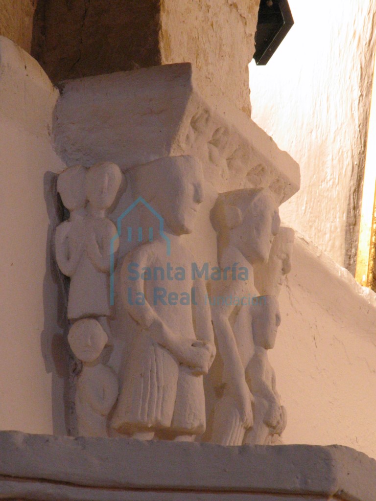 Capitel del arco triunfal