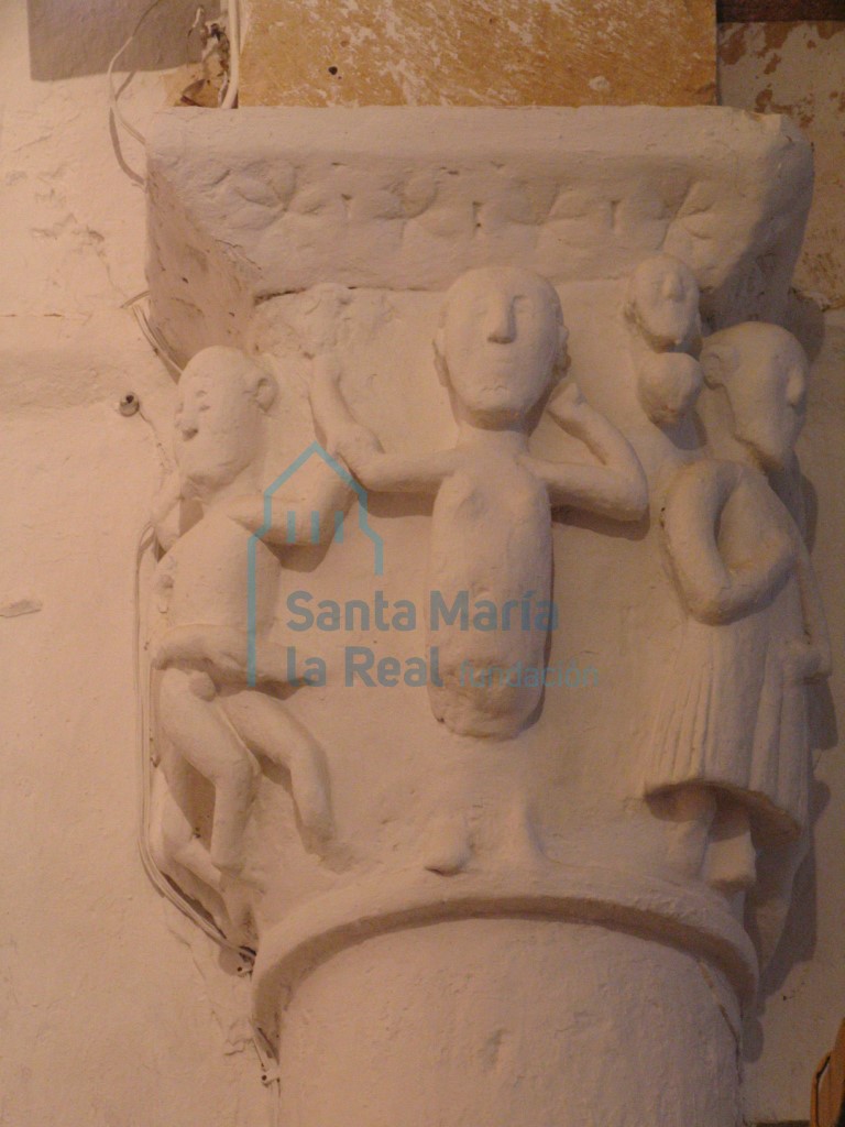 Detalle de capitel, vista frontal