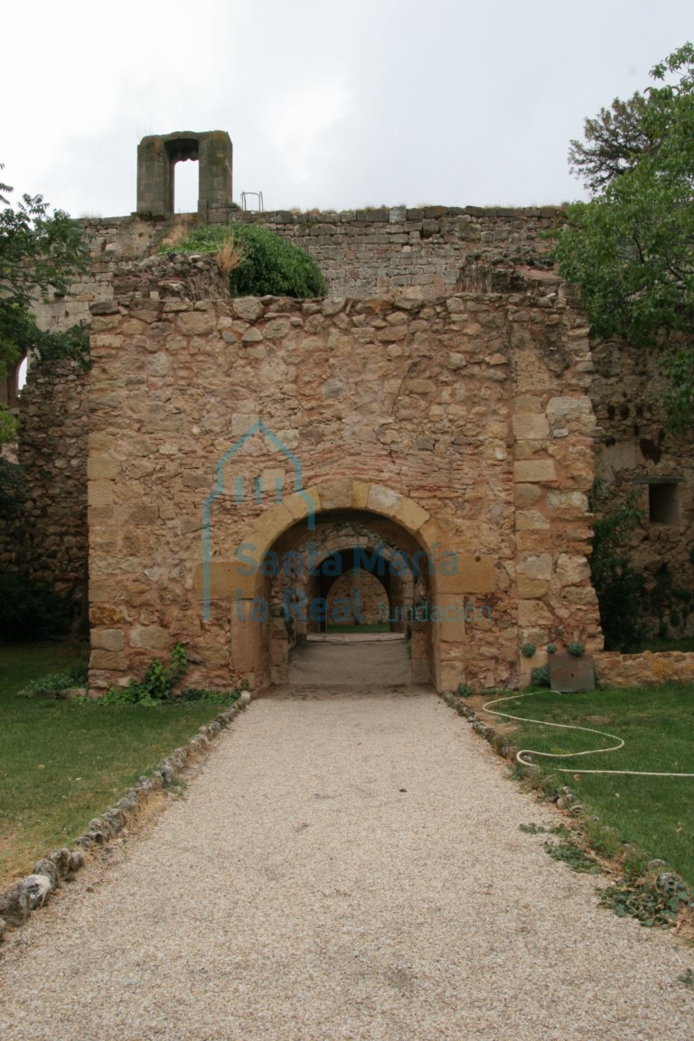 Portada de la iglesia de Santa María