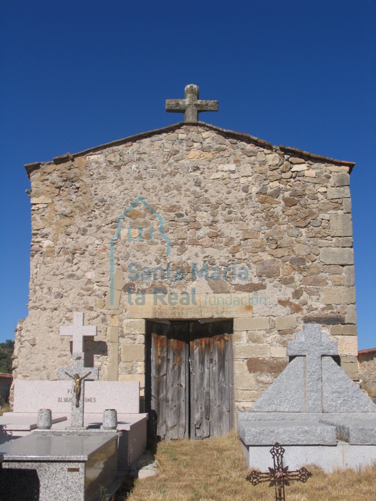 Entrada del siglo XVIII del ábside